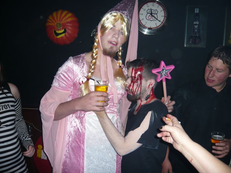 2008-11-01-Halloween2008-030.jpg