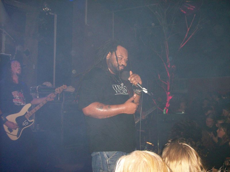 2007-10-05-TLP_cd_release_party-016.jpg