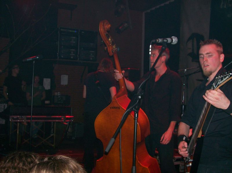 2007-10-05-TLP_cd_release_party-097.jpg