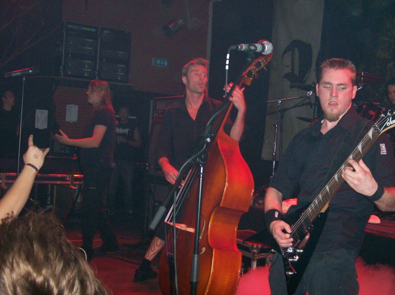 2007-10-05-TLP_cd_release_party-098.jpg