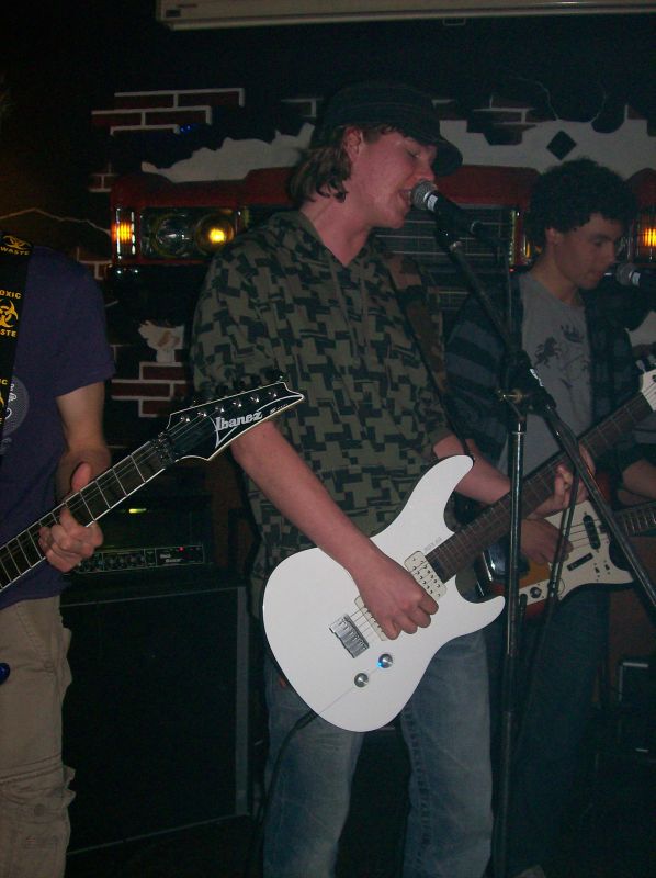 2007-11-08-Bandjesavond_Ozzy-008.jpg