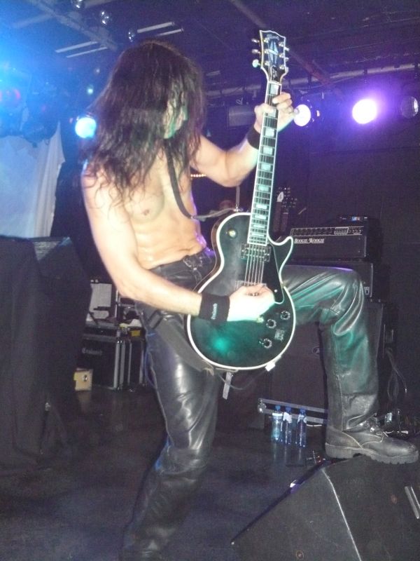 2008-11-16-Enslaved_Burgerweeshuis-041.jpg