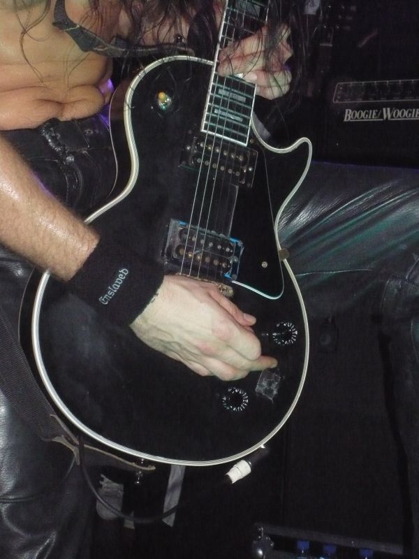 2008-11-16-Enslaved_Burgerweeshuis-042.jpg