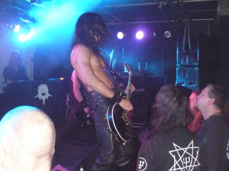 2008-11-16-Enslaved_Burgerweeshuis-070.jpg