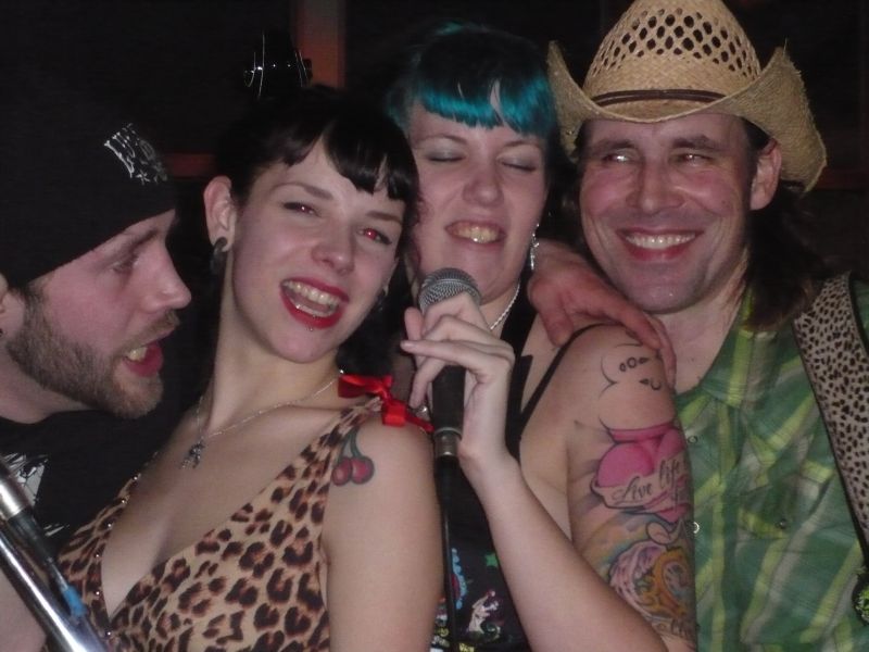 2008-12-21-Yeah_Baby_Ozzy-010.jpg