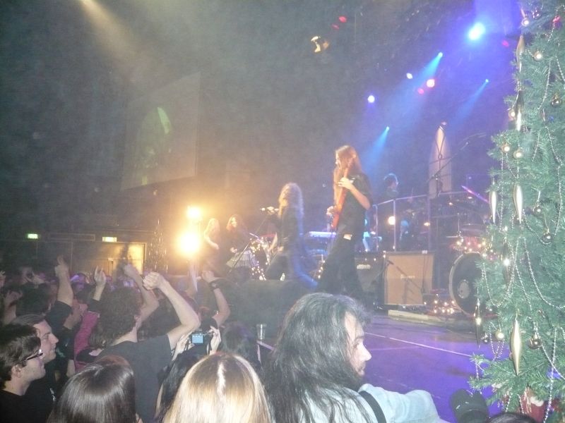 2008-12-28-Christmas_Metal_Symphony-003.JPG