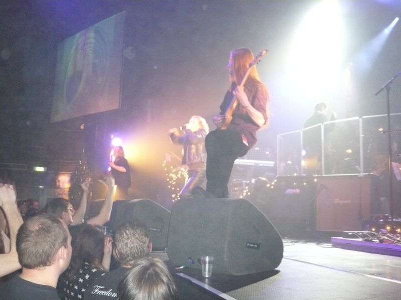 2008-12-28-Christmas_Metal_Symphony-024.JPG