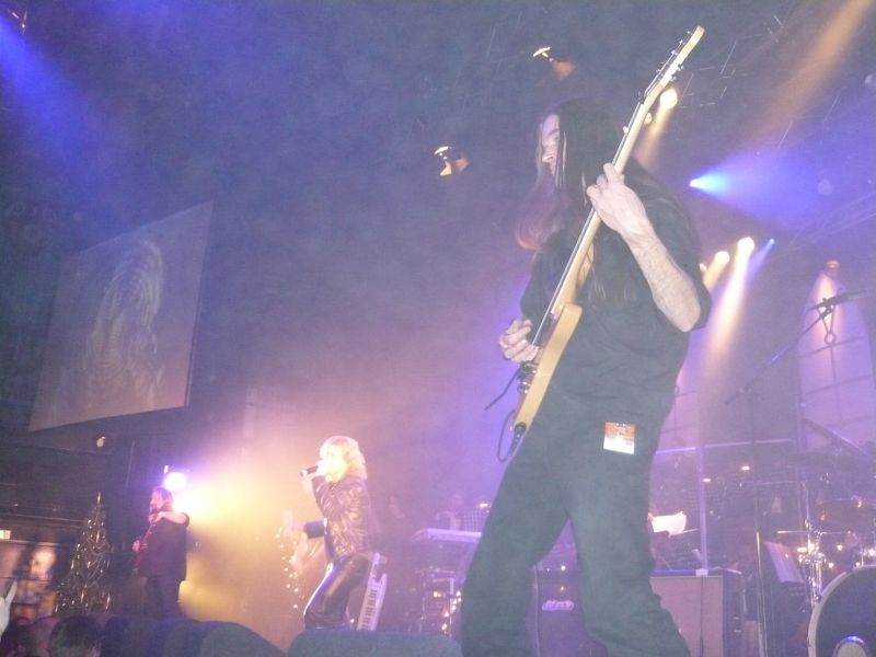 2008-12-28-Christmas_Metal_Symphony-025.JPG