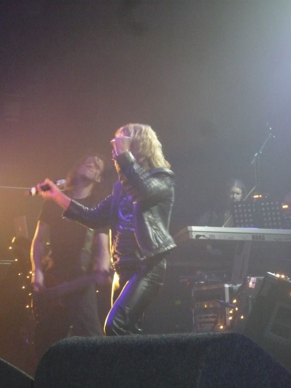 2008-12-28-Christmas_Metal_Symphony-027.JPG