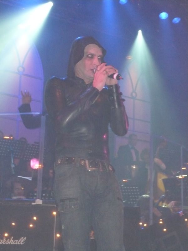 2008-12-28-Christmas_Metal_Symphony-045.JPG