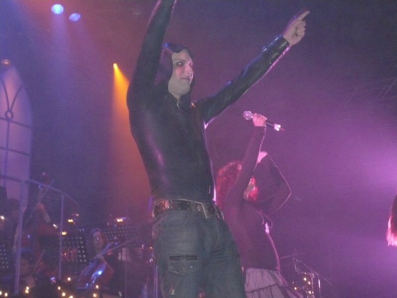 2008-12-28-Christmas_Metal_Symphony-051.JPG
