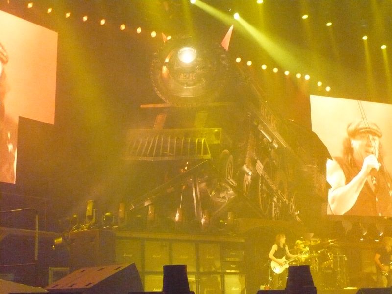 2009-03-13_AC-DC_Ahoy-006.jpg