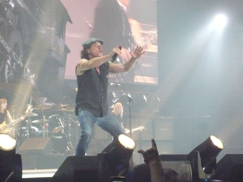 2009-03-13_AC-DC_Ahoy-010.jpg
