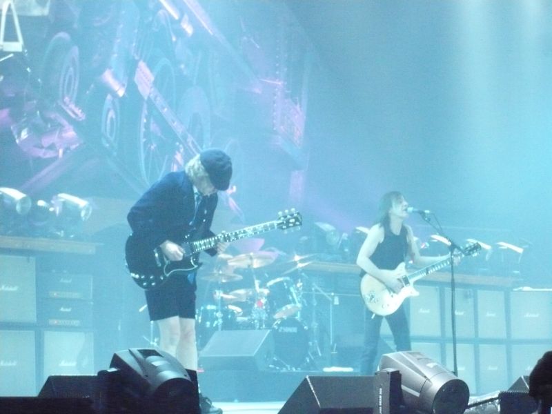 2009-03-13_AC-DC_Ahoy-013.jpg