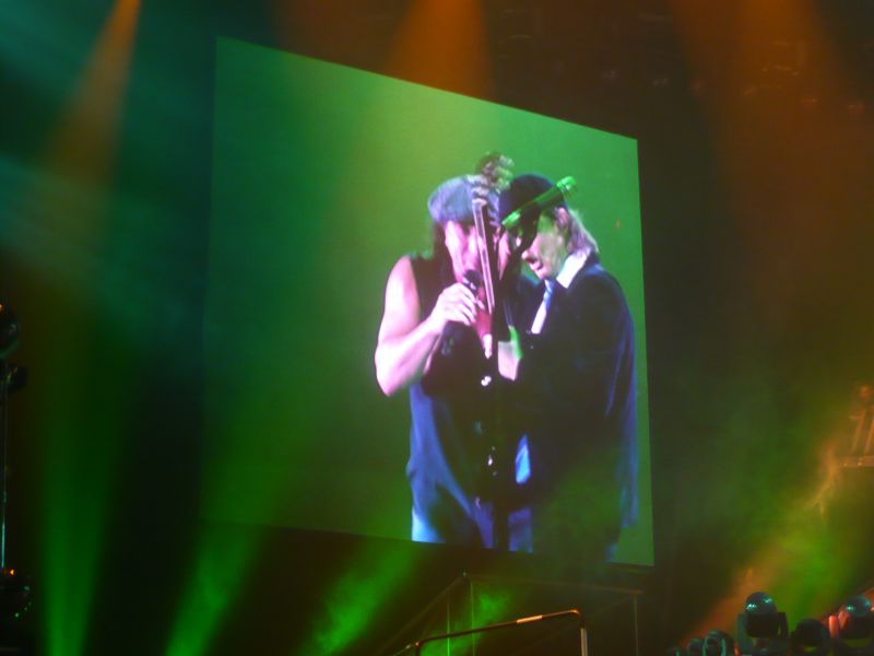 2009-03-13_AC-DC_Ahoy-015.jpg