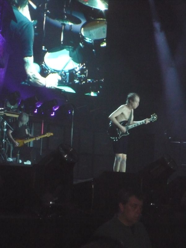 2009-03-13_AC-DC_Ahoy-019.jpg