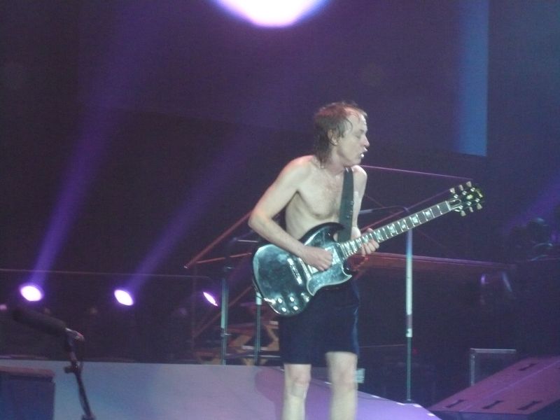 2009-03-13_AC-DC_Ahoy-021.jpg